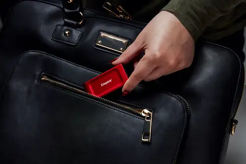 2TB SSD externo XS1000 USB 3.2 Gen 2, Rojo - Imagen 10