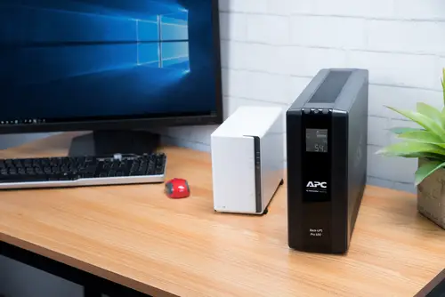 BR650MI sistema de alimentación ininterrumpida (UPS) Línea interactiva 0,65 kVA 390 W 6 salidas AC - Imagen 6