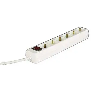 Regleta de 6 tomas con interruptor iluminado, cable de 1.4 metros, color Blanco.