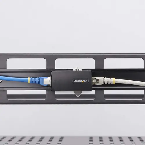 Aislador Galvánico de Red de 1 Puerto RJ45 Ethernet Gigabit - Acoplador Protector de Red - Filtro de Protección de Picos de Corriente RJ45 Ethernet - 4kV - IP40 - para Carril DIN - TAA - Imagen 7