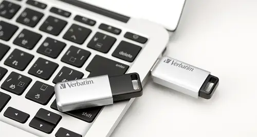 Secure Pro - Unidad USB 3.0 de 64 GB - Plata - Imagen 2