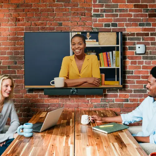 Dispositivo de videoconferencia Owl Bar - Barra de videoconferencia 4K con enfoque de altavoz activo (Añada un Meeting Owl 4+, Meeting Owl 3 o Meeting Owl Pro para obtener una cobertura de 360 grados y un cambio automático de cámara). - Imagen 2