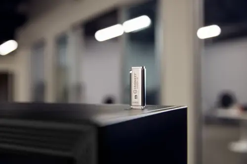 IronKey 128GB IKLP50 AES USB, w/256bit Encryption - Imagen 4