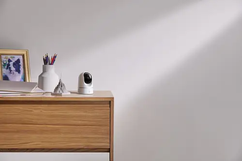 Security Indoor CAM 2K Pan & Tilt, Camara vigilancia WiFi Interior, Reconocimiento de Personas, con Asistente de Voz, Sensor de Movimiento, nessun canone mensile, No se Requiere HomeBase - Imagen 11
