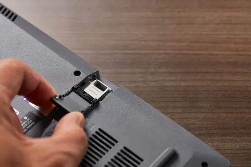 DataTraveler 256GB Micro 200MB/s Metal USB 3.2 Gen 1 - Imagen 8