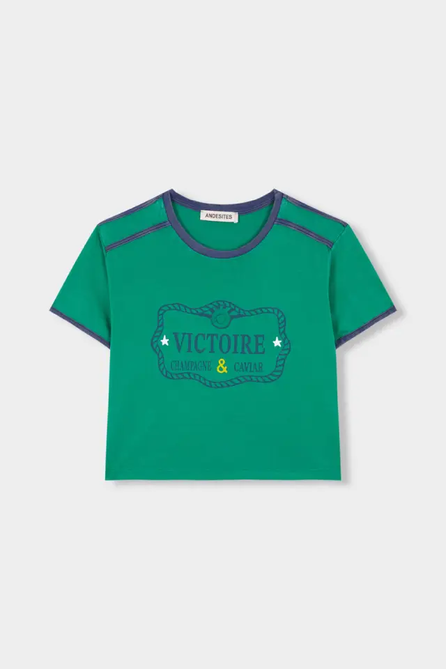 Camiseta Victoire
