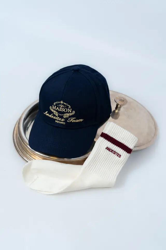 Gorra Maison Andesites
